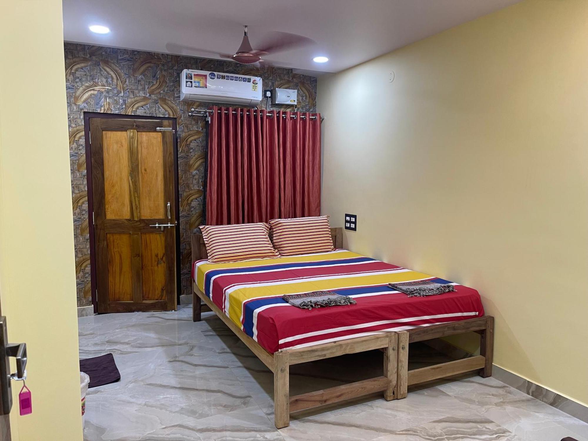 Nimmu Guest House & Restaurant Gokarna Gokarna  Exterior foto