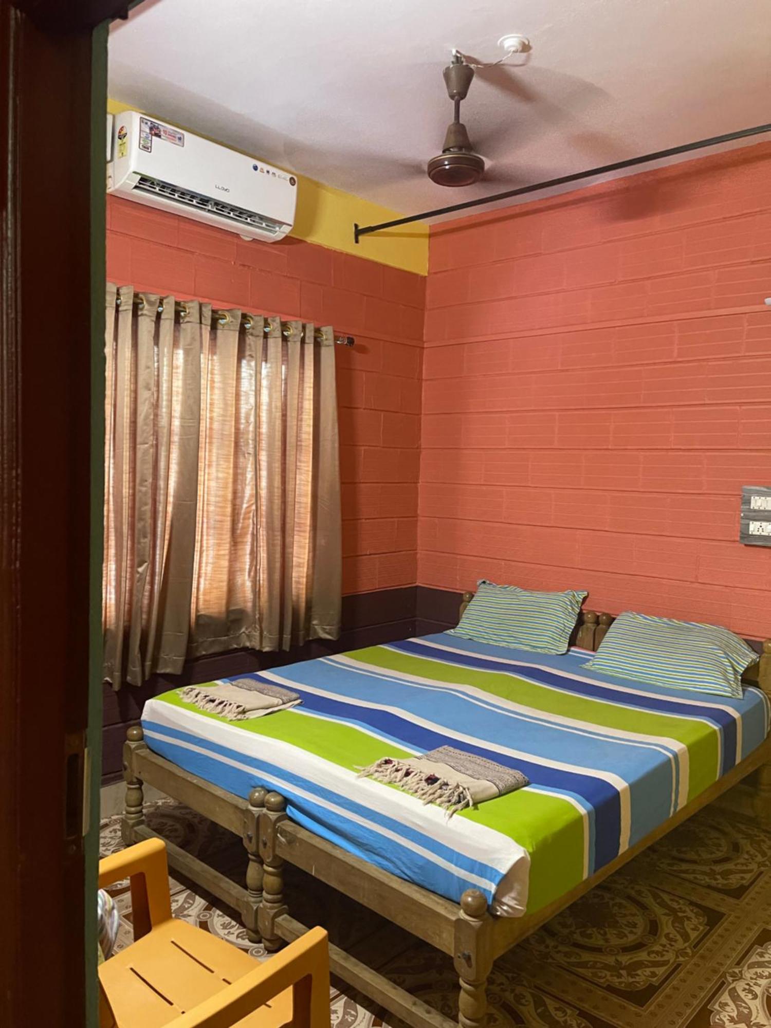 Nimmu Guest House & Restaurant Gokarna Gokarna  Exterior foto