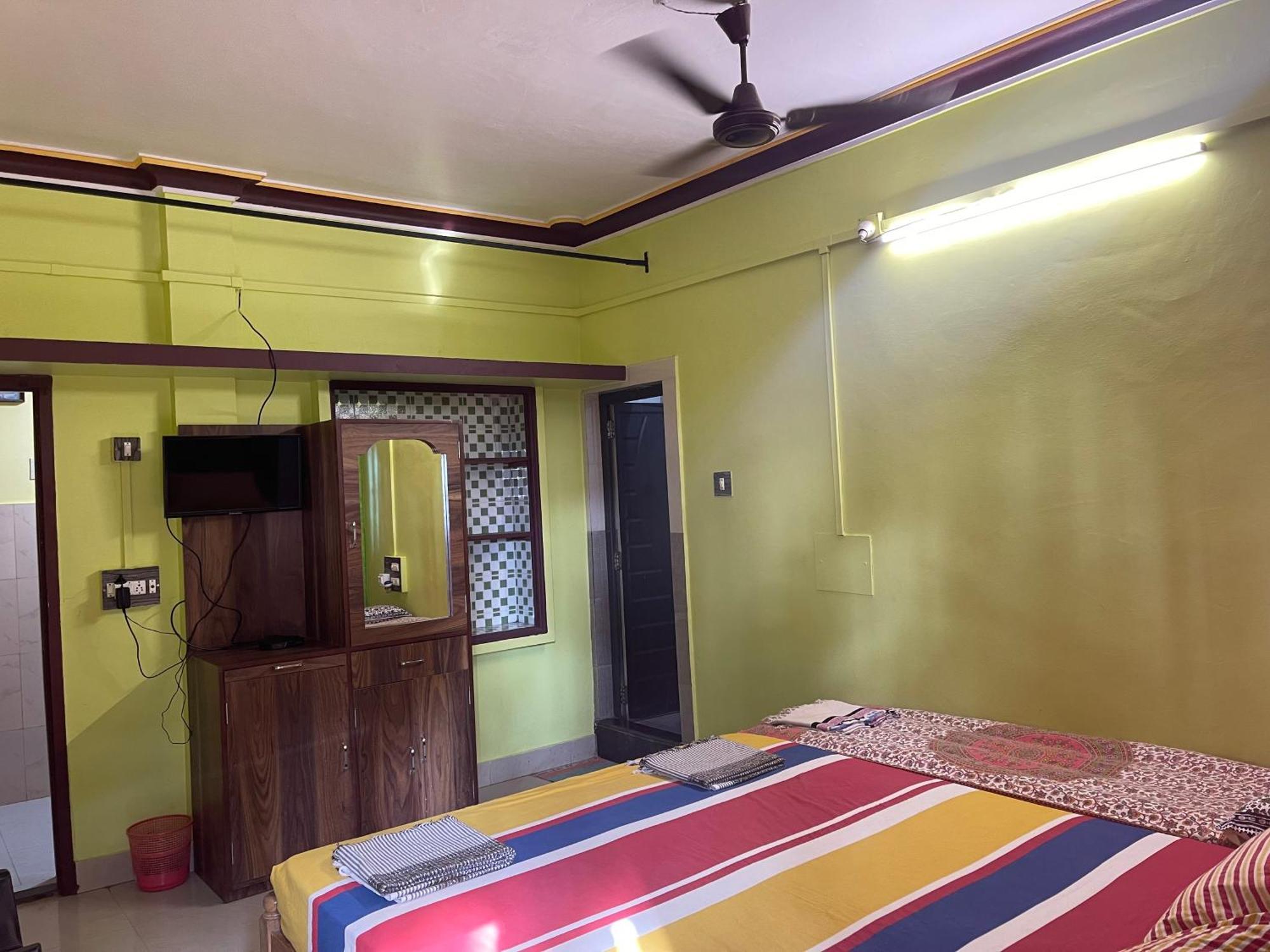 Nimmu Guest House & Restaurant Gokarna Gokarna  Exterior foto