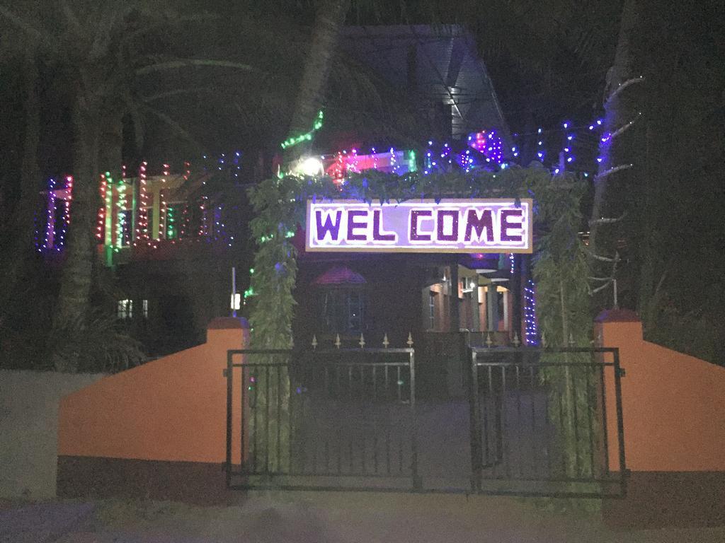 Nimmu Guest House & Restaurant Gokarna Gokarna  Exterior foto